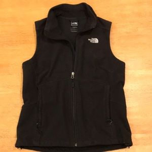 Women’s black North Face Vest